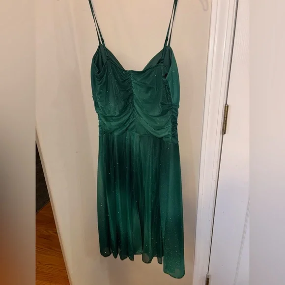 Cute little glitter emerald green dress - Picture 2 of 5